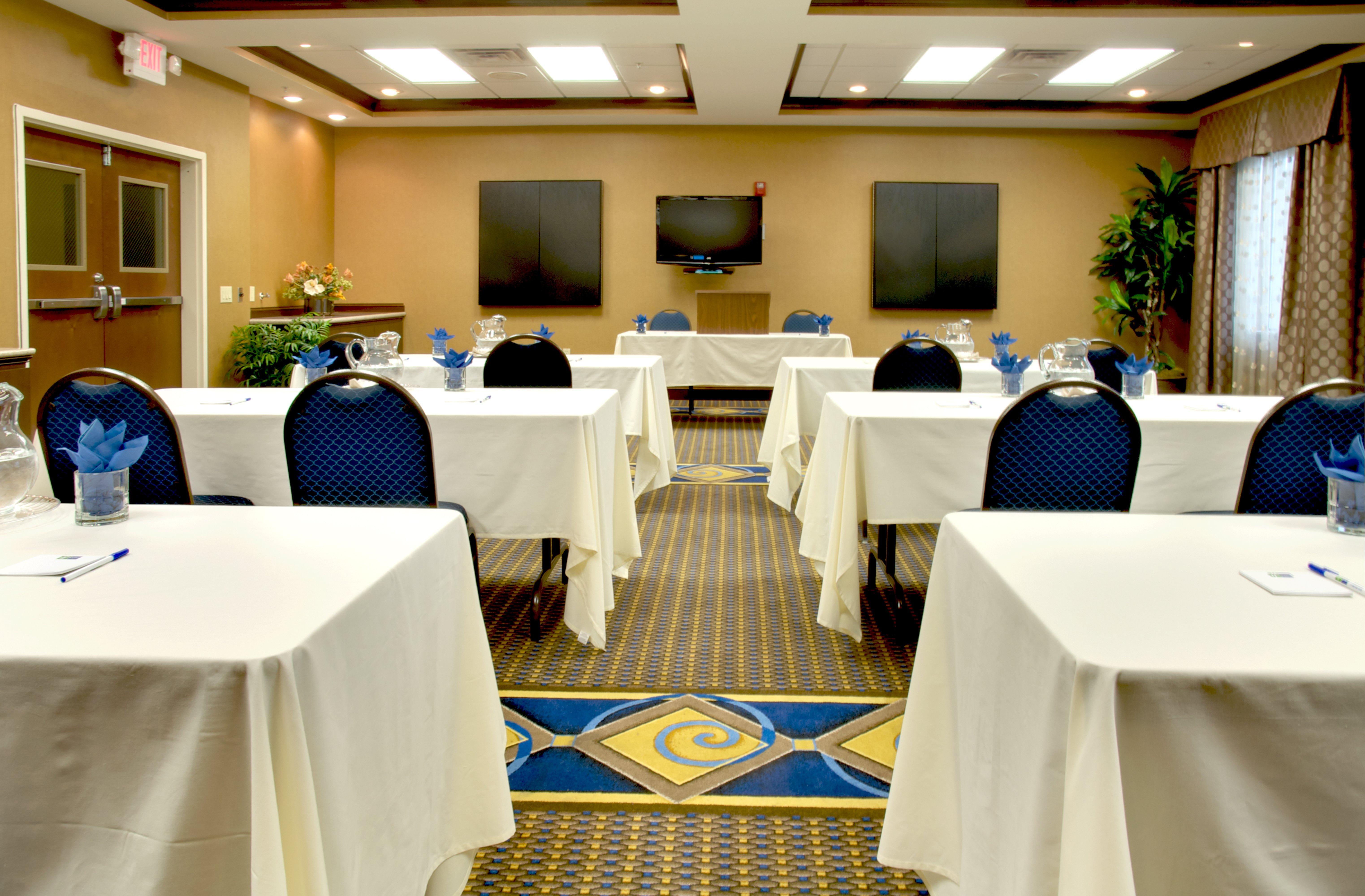 Holiday Inn Express Hotel & Suites Houston Energy Corridor - West Oaks By Ihg Экстерьер фото